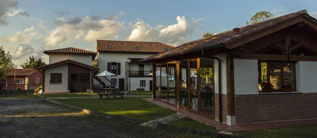 Apartamentos Rurales Playa Del Canal Villanueva de Pria Eksteriør bilde
