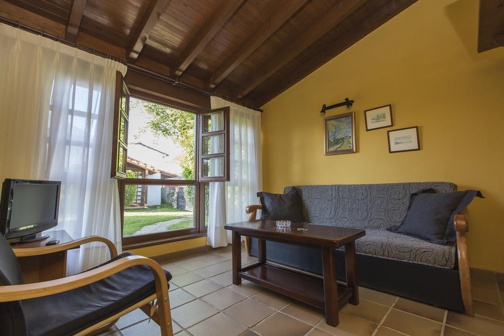 Apartamentos Rurales Playa Del Canal Villanueva de Pria Eksteriør bilde
