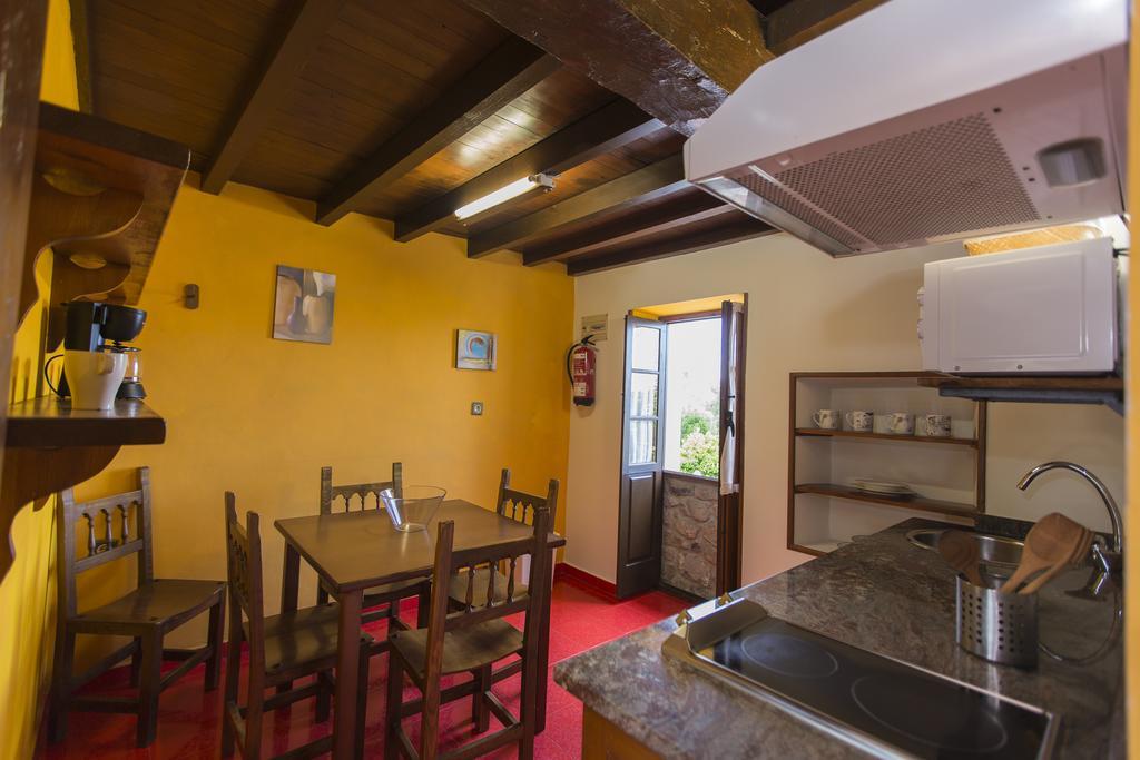 Apartamentos Rurales Playa Del Canal Villanueva de Pria Eksteriør bilde